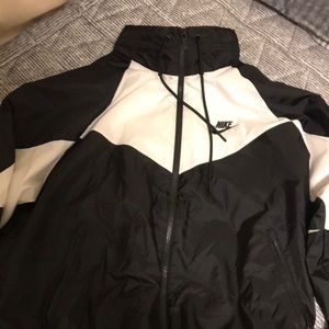 Nike windbreaker